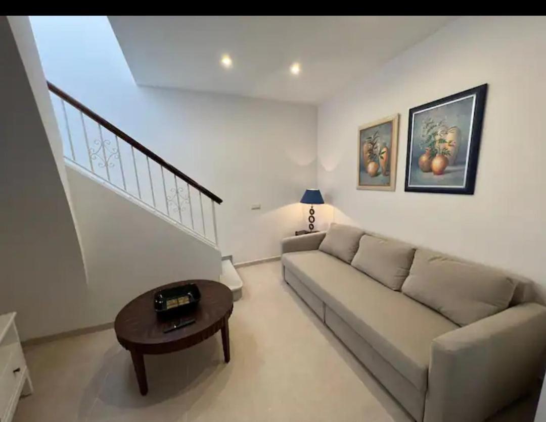 Apartamento La Canela 네르하 외부 사진