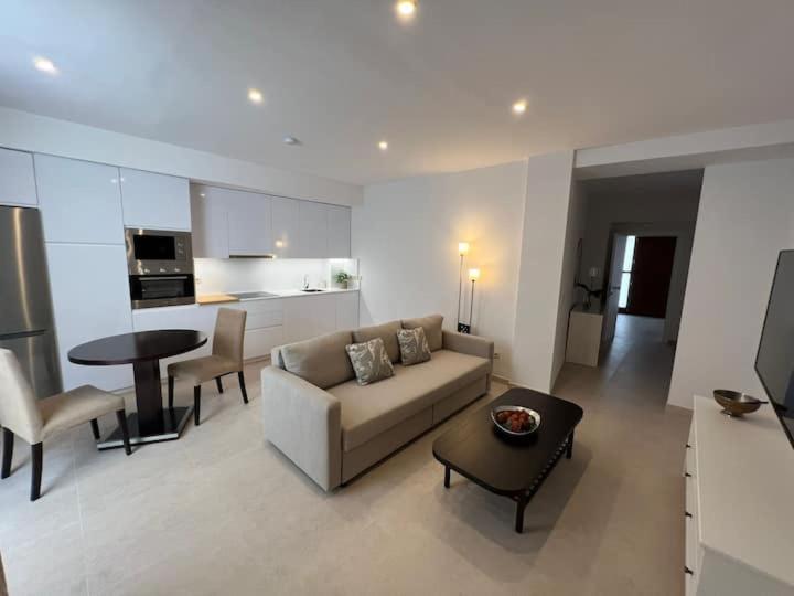 Apartamento La Canela 네르하 외부 사진